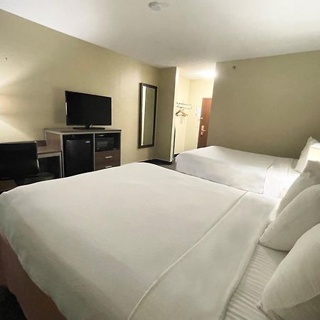 Hotel Super 8 By Wyndham St Charles Saint Charles Esterno foto