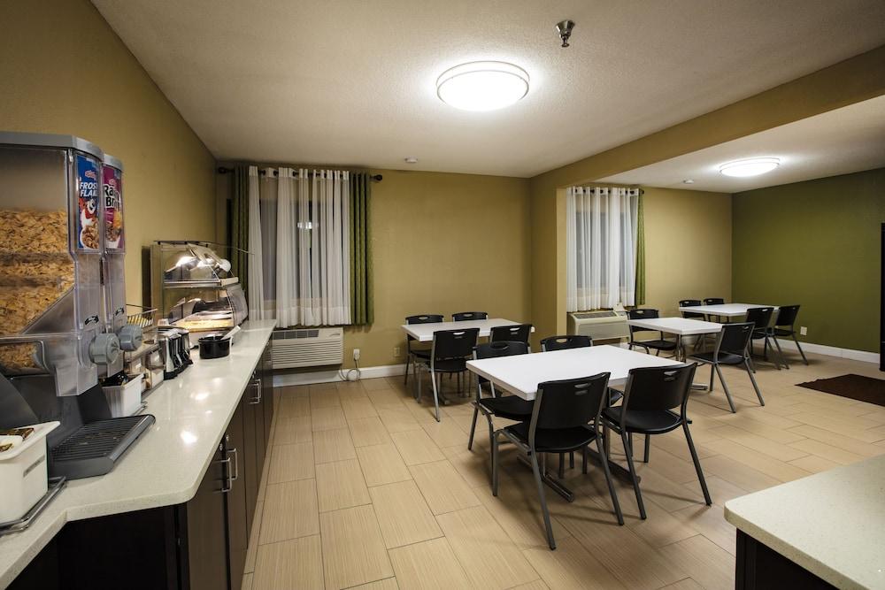 Hotel Super 8 By Wyndham St Charles Saint Charles Esterno foto